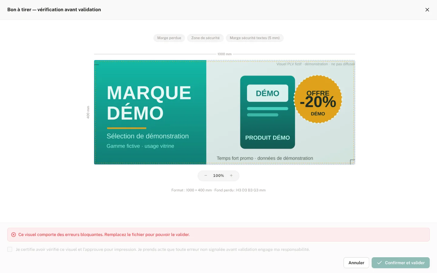Prévisualisation à l’échelle d’un visuel PLV fictif (« Marque Démo », habillage neutre) dans son gabarit 1000 × 400 mm, avec repères de fond perdu et de zones de sécurité, et contrôle automatique (dimensions, résolution, colorimétrie, polices) avant validation du bon à tirer.