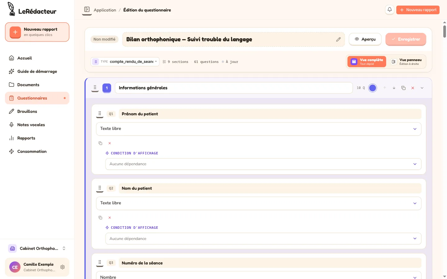 Éditeur de questionnaire affichant un modèle « compte rendu de séance » de neuf sections et soixante et une questions. La première section, « Informations générales », déplie ses questions avec, pour chacune, un type de champ (texte libre, nombre) et une condition d’affichage paramétrable.